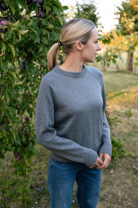 Monala | Crew Neck Merino Wool Sweater in Grey
