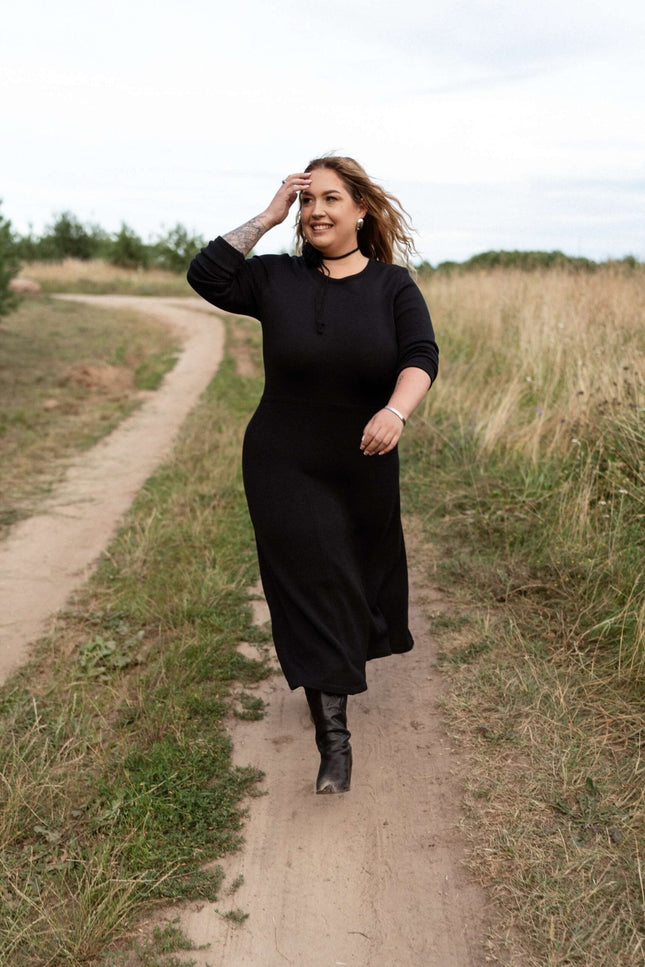 Monala | Knitted Merino Wool A-line Midi Dress in Black