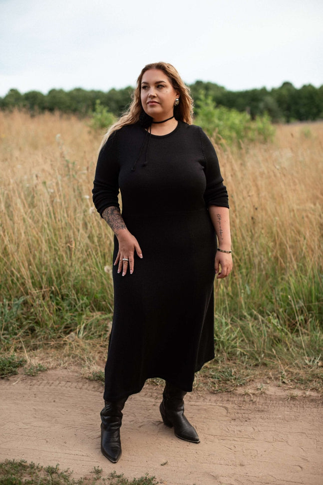 Monala | Knitted Merino Wool A-line Midi Dress in Black