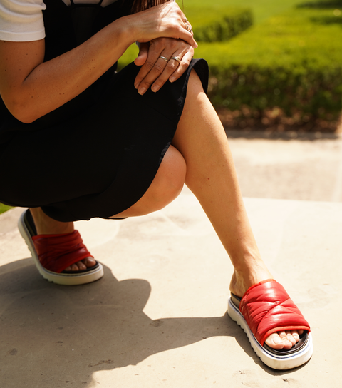 O2 Monde | Anahita Slippers red nylon