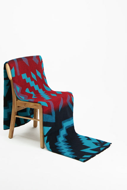 Alpaca Loca | Plaid Native The Geometric Blue