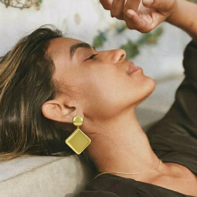 Arvino | Rhomboid Reflective Earrings