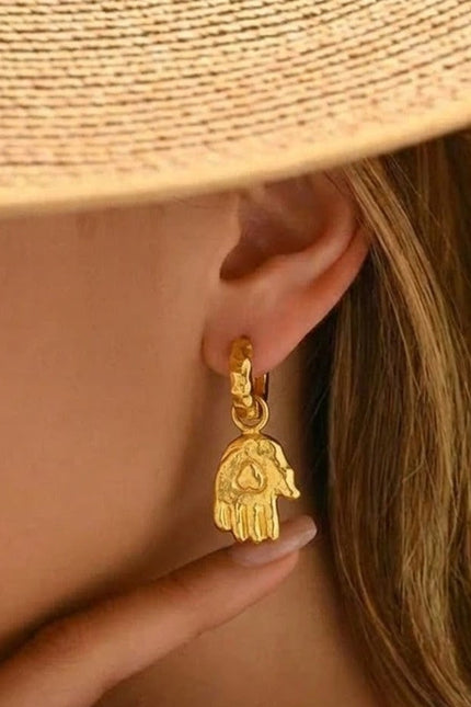 Arvino | Heart in Hand Gold Earrings