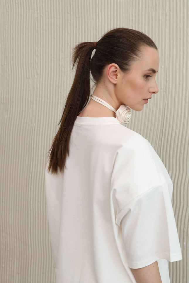 white shoulder pad t-shirt