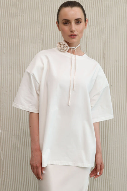 white shoulder pad t-shirt