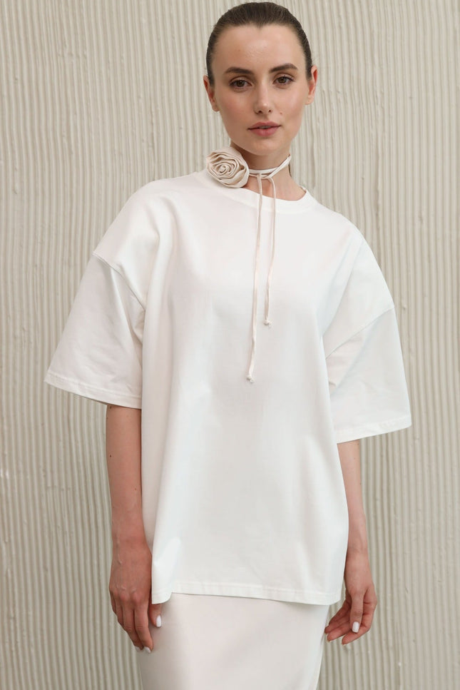 white shoulder pad t-shirt