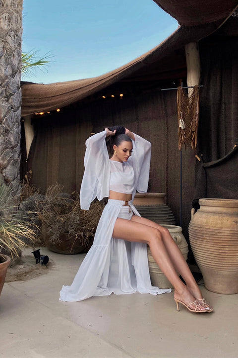 Antoninias | Przyjemny Cover Up biały