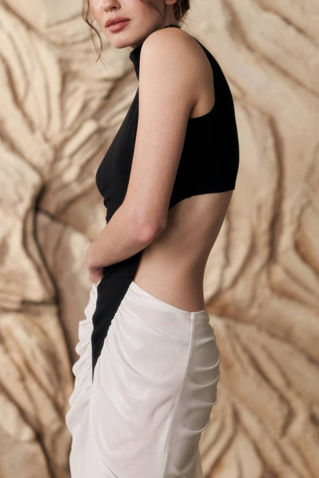 Kolosova | Black And White Maxi Dress
