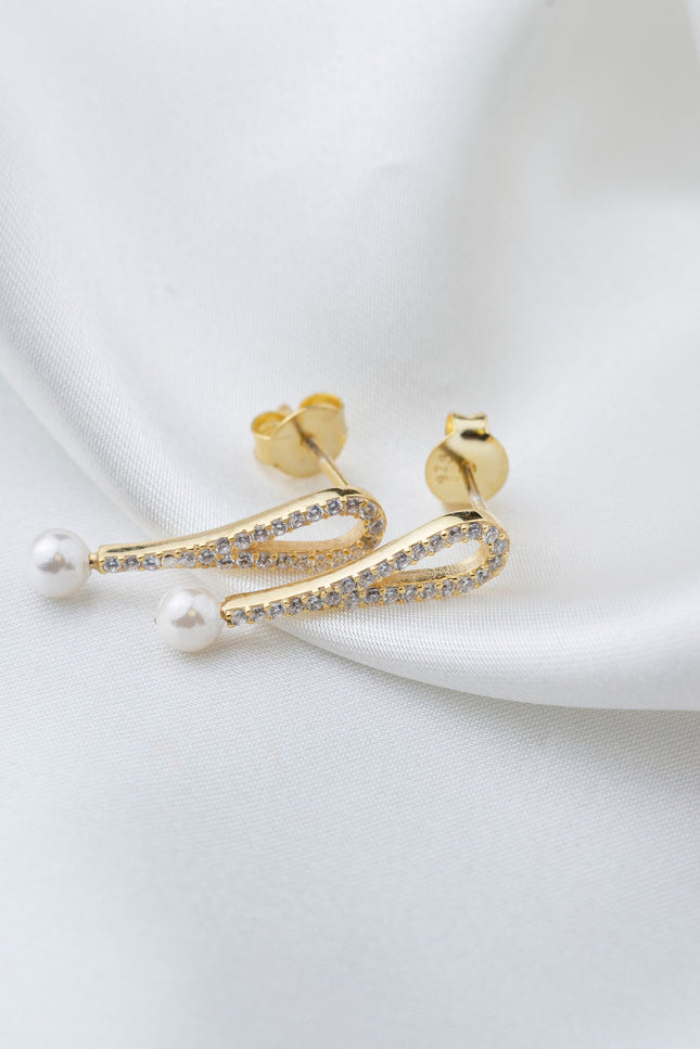 Choosy | The Shining Pearl Silver Gold Plated Drop Earrings