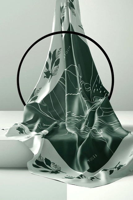 Fetolia | The Magnificent Alstroemeria – Green Smoke Scarf