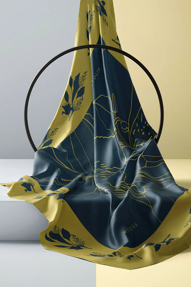 Fetolia | The Magnificent Alstroemeria – Deep Blue Scarf