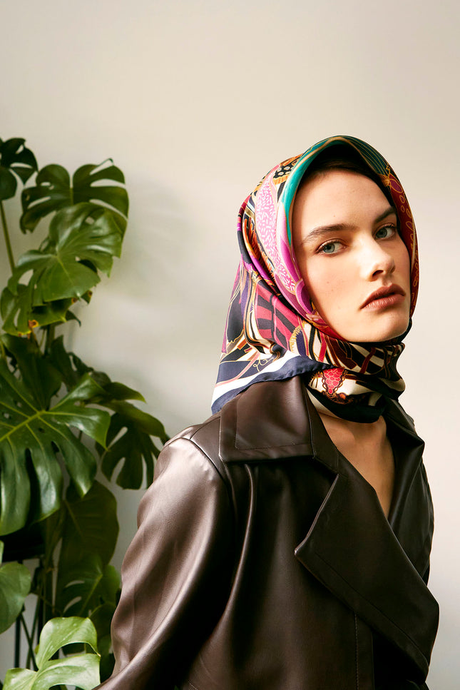 Fetolia | Medusa’s Flower – Fuchsia Scarf