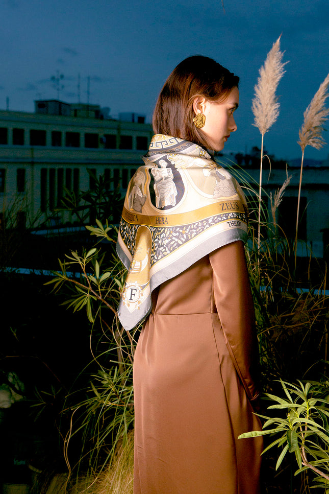 Fetolia | The Olympian Gods – Grey Beige Scarf