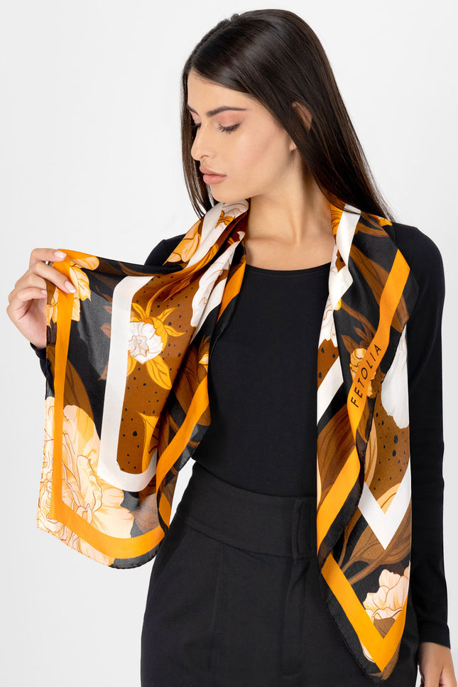 Fetolia | Paeonia – Brown Scarf