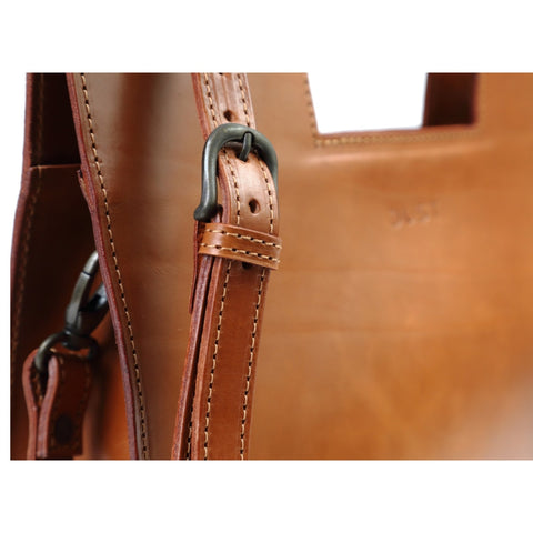 The Dust Company | Leather Tote In Vintage Brown
